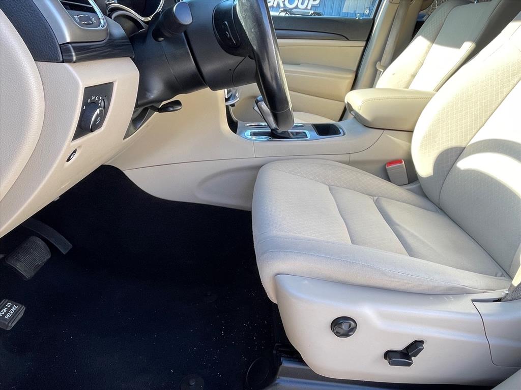 2022 Jeep Grand Cherokee WK Laredo E - Photo 18