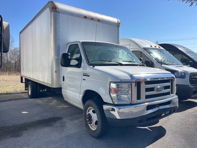 2013 Ford E-Series E-350 SUPER DUTY 176  DRW