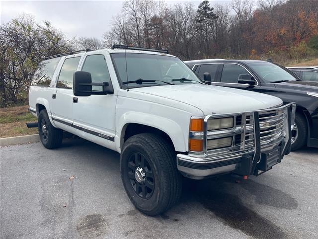 1994 Chevrolet Suburban's photo