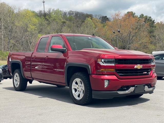 2018 Chevrolet Silverado 1500 4WD DOUBLE CAB 143.5  LT