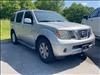 2005 Nissan Pathfinder LE 2WD