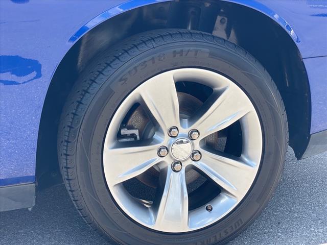 2021 Dodge Challenger SXT RWD