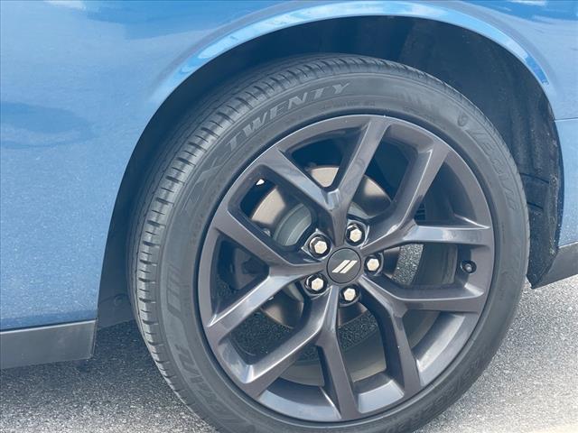 2020 Dodge Challenger SXT RWD