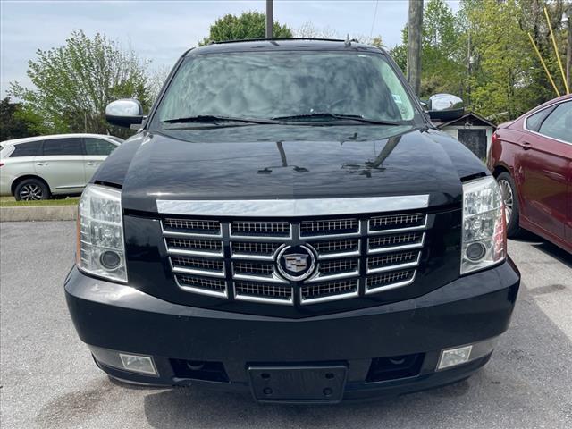 2011 Cadillac Escalade 2WD 4DR BASE