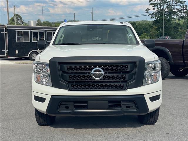 2021 Nissan Titan 4X4 CREW CAB S