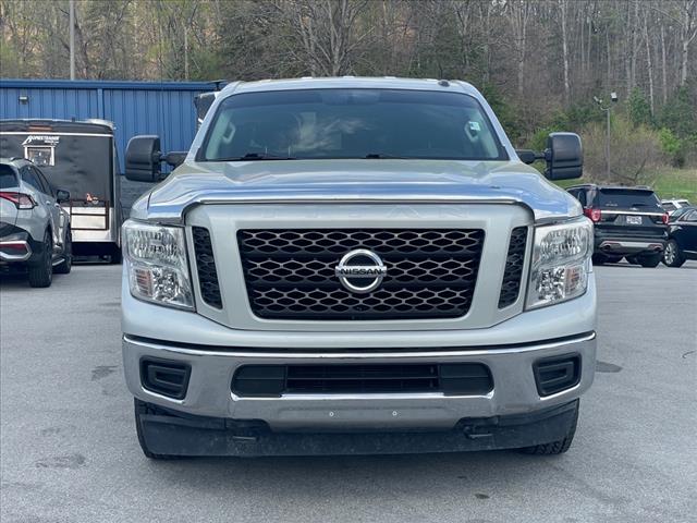 2019 Nissan Titan XD 4X4 DIESEL CREW CAB SV
