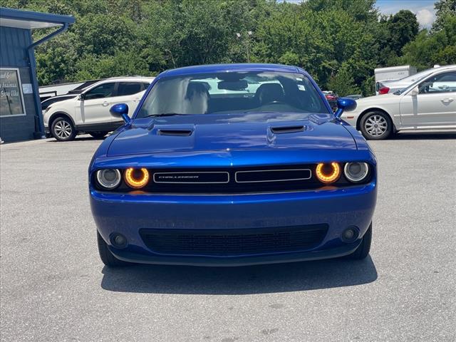 2021 Dodge Challenger SXT RWD