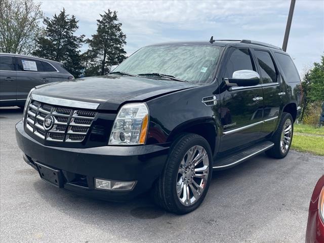 2011 Cadillac Escalade 2WD 4DR BASE