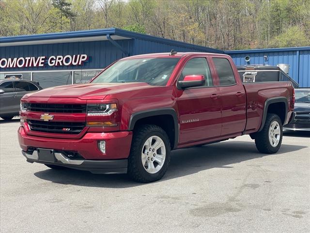 2018 Chevrolet Silverado 1500 4WD DOUBLE CAB 143.5  LT