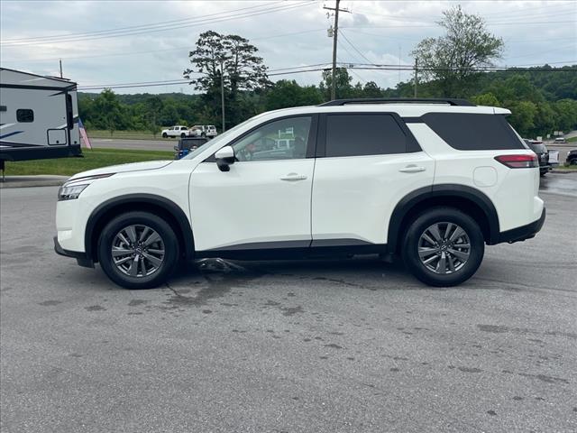 2022 Nissan Pathfinder SV 4WD