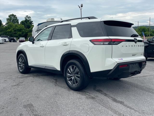 2022 Nissan Pathfinder SV 4WD