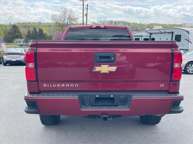 2018 Chevrolet Silverado 1500 4WD DOUBLE CAB 143.5  LT