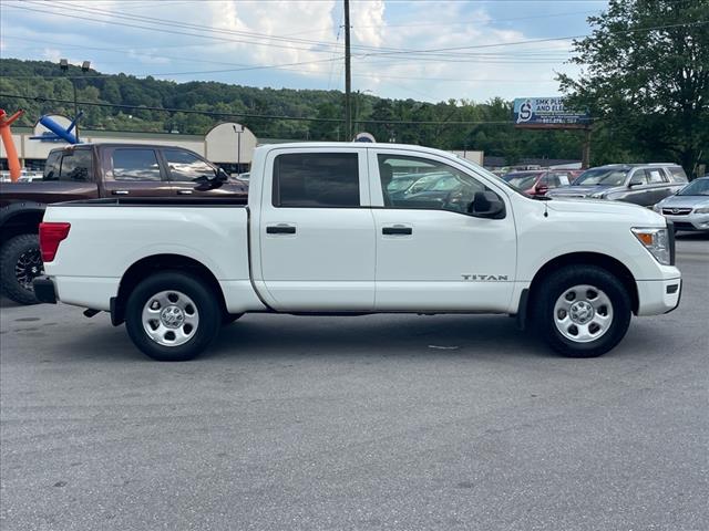 2021 Nissan Titan 4X4 CREW CAB S