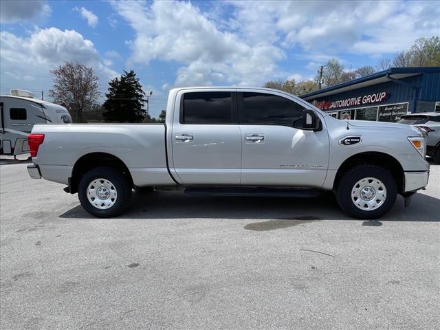 2019 Nissan Titan XD 4X4 DIESEL CREW CAB SV