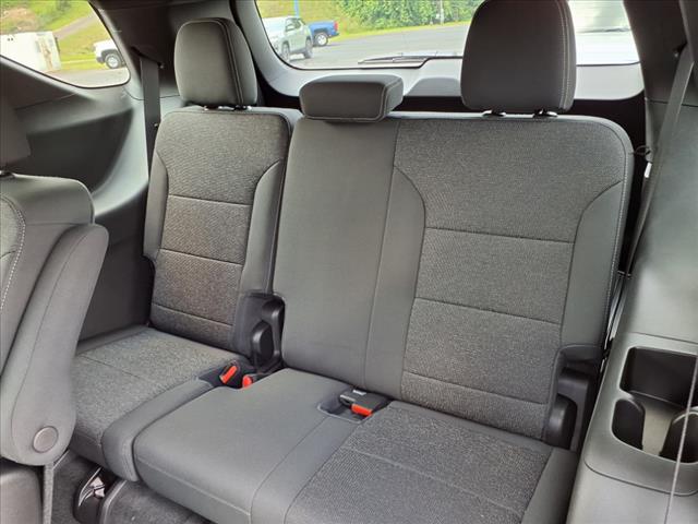 2025 Chevrolet Traverse FWD 4DR LT W/1LT
