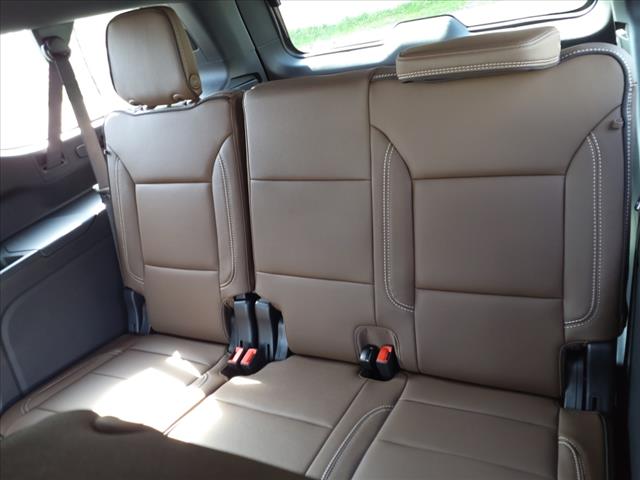 2025 Chevrolet Suburban 4WD 4DR HIGH COUNTRY