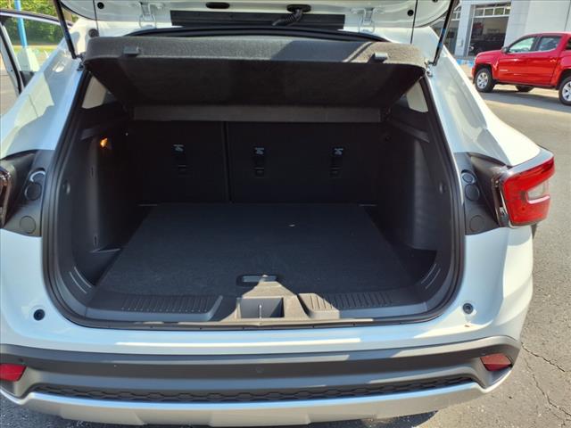 2025 Chevrolet Trax FWD 4DR LT