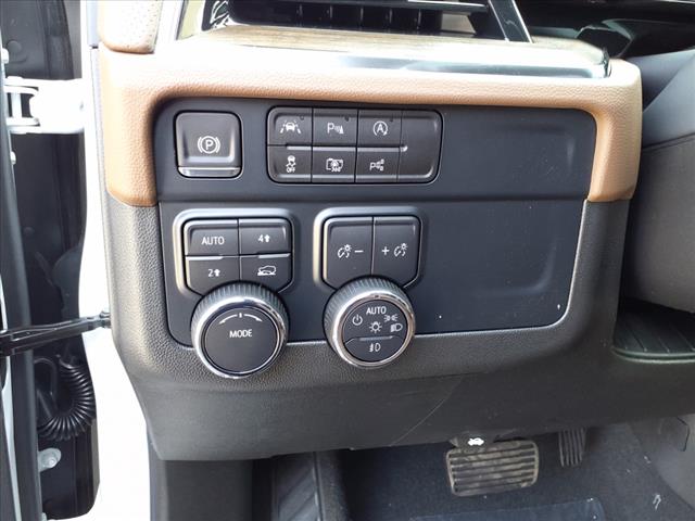 2025 Chevrolet Suburban 4WD 4DR HIGH COUNTRY