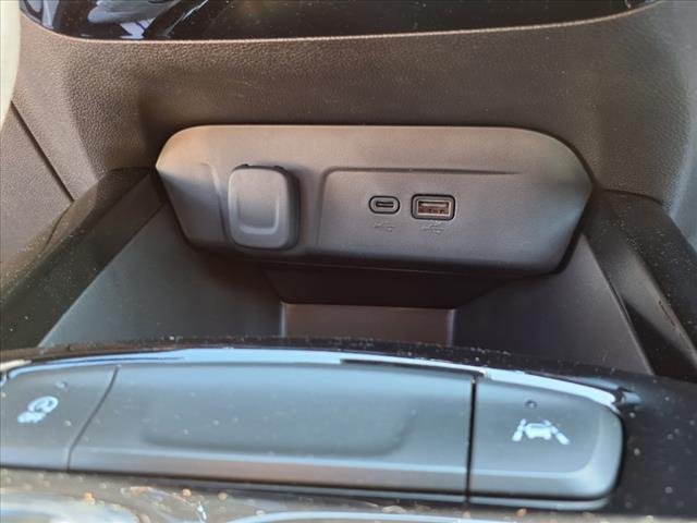 2025 Chevrolet Trax FWD 4DR LT