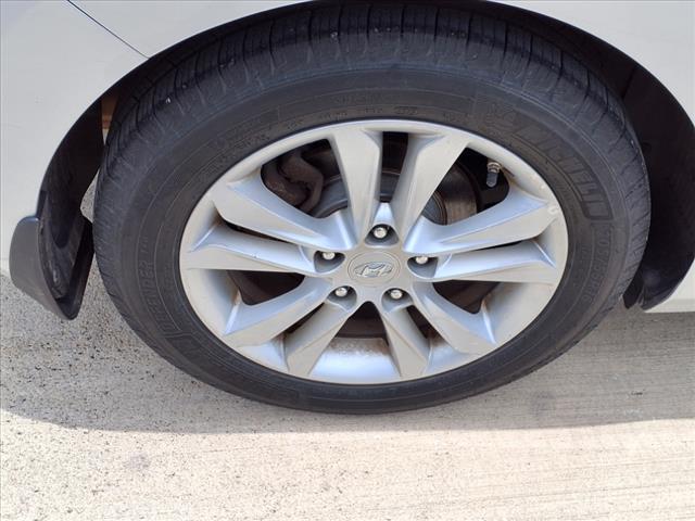 2013 Hyundai ELANTRA GT Base