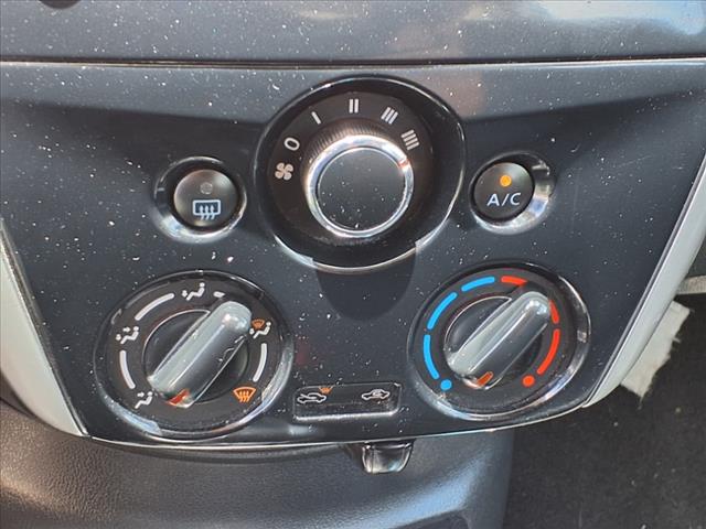2016 Nissan Versa Note SV