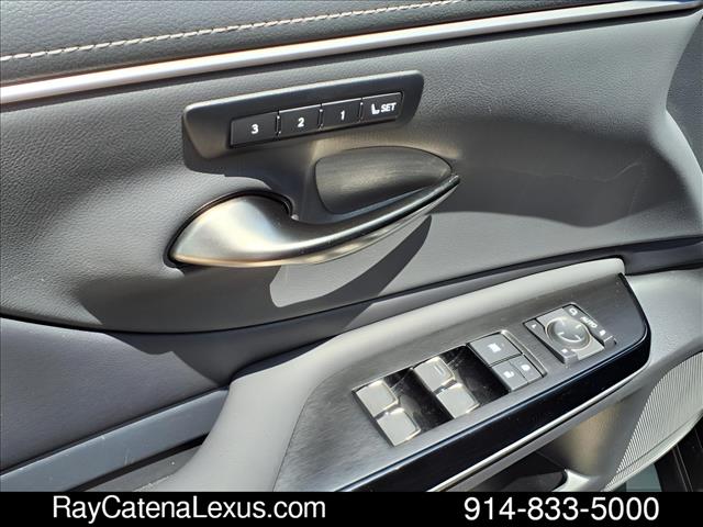 2024 Lexus ES 250 4D Sedan