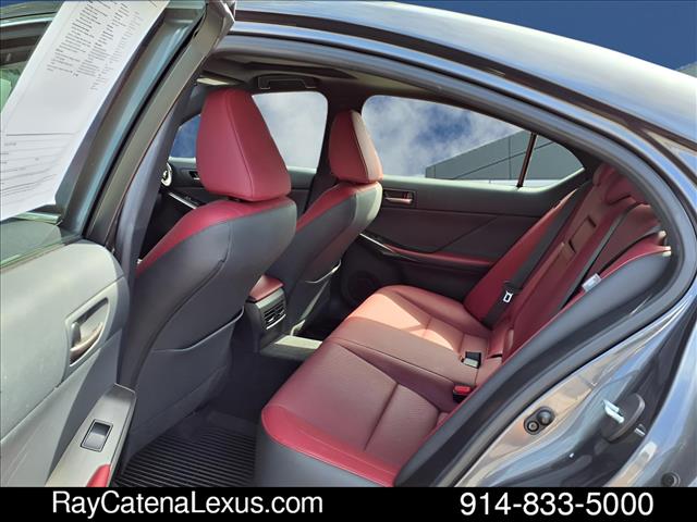2022 Lexus IS 300 4D Sedan