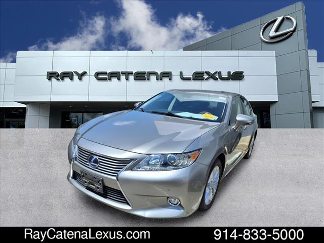2015 Lexus ES 300h 4D Sedan