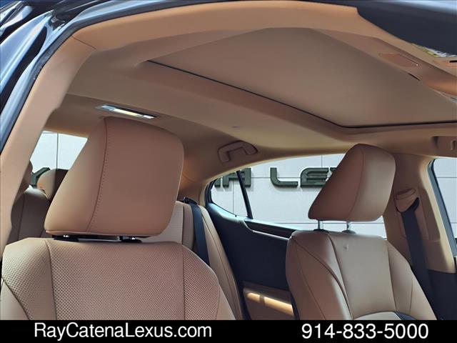 2024 Lexus ES 300h 4D Sedan