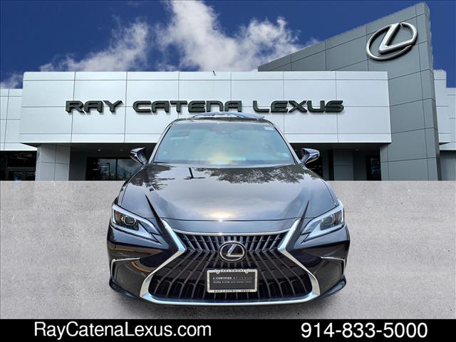 2024 Lexus ES 300h 4D Sedan