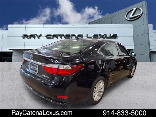 2014 Lexus ES 300h 4D Sedan