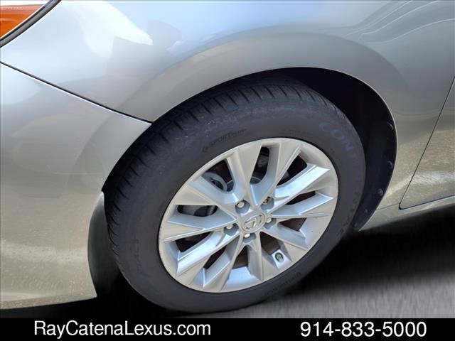 2015 Lexus ES 300h 4D Sedan