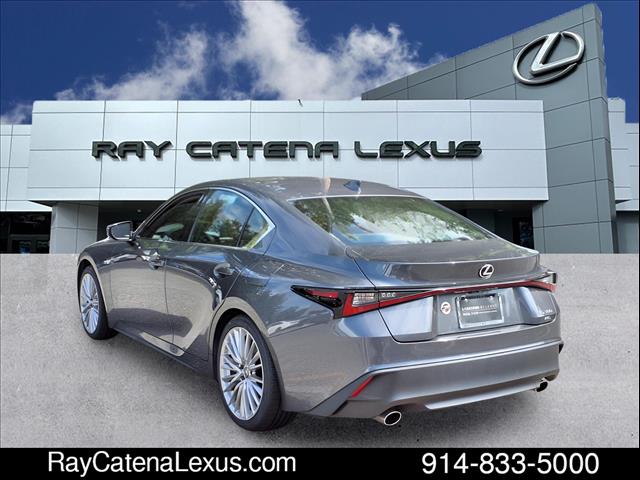 2022 Lexus IS 300 4D Sedan
