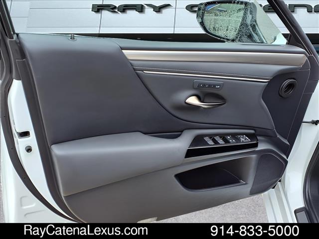 2022 Lexus ES 350 4D Sedan
