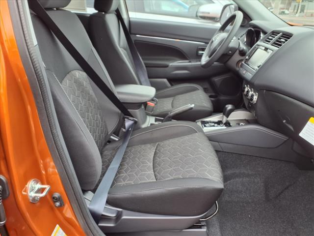 2025 Mitsubishi Outlander Sport ES
