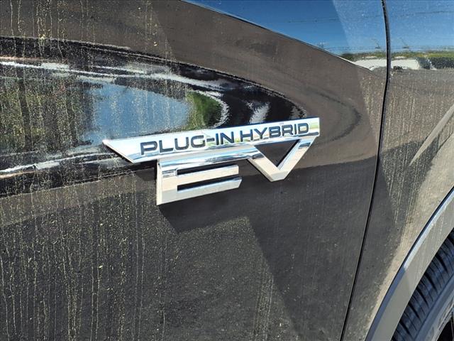 2025 Mitsubishi Outlander PHEV SEL Black Edition