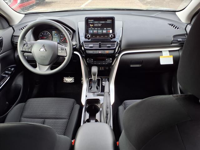 2025 Mitsubishi Eclipse Cross LE