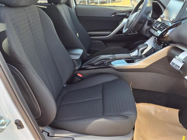 2025 Mitsubishi Eclipse Cross LE