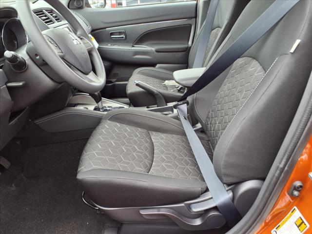 2025 Mitsubishi Outlander Sport ES