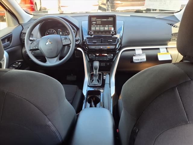 2025 Mitsubishi Eclipse Cross LE