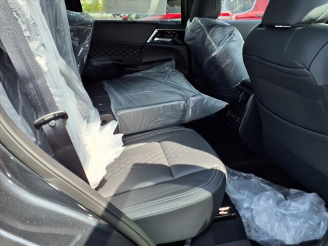 2025 Mitsubishi Outlander PHEV SEL Black Edition