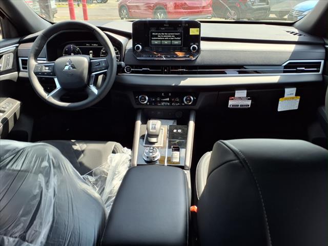 2025 Mitsubishi Outlander PHEV SEL Black Edition
