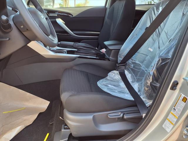 2025 Mitsubishi Eclipse Cross LE