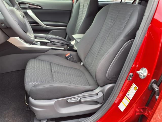 2025 Mitsubishi Eclipse Cross LE