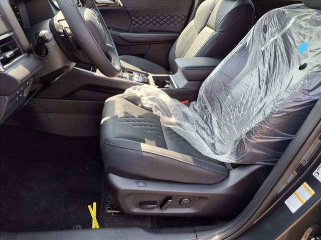 2025 Mitsubishi Outlander PHEV SEL Black Edition