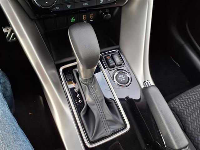 2025 Mitsubishi Eclipse Cross LE
