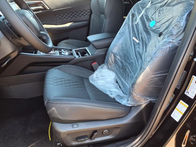 2025 Mitsubishi Outlander PHEV SEL Black Edition