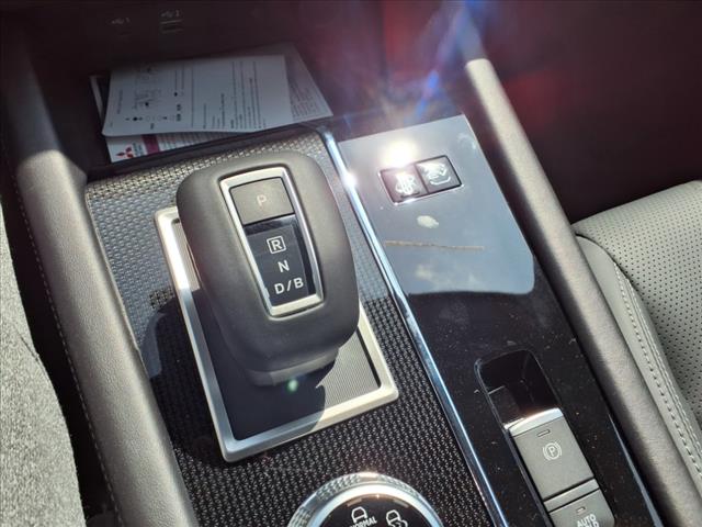 2025 Mitsubishi Outlander PHEV SEL Black Edition