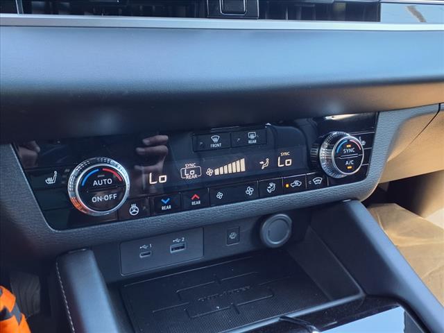 2025 Mitsubishi Outlander PHEV SEL Black Edition