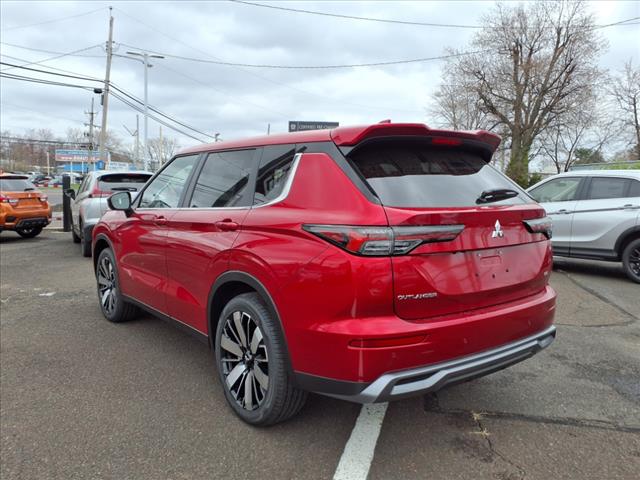 2025 Mitsubishi Outlander SE